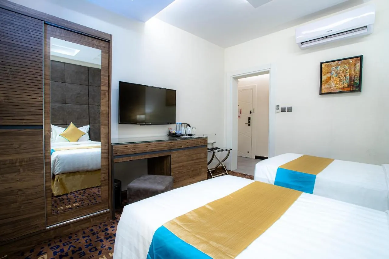 Y Platinum Hotel Medina