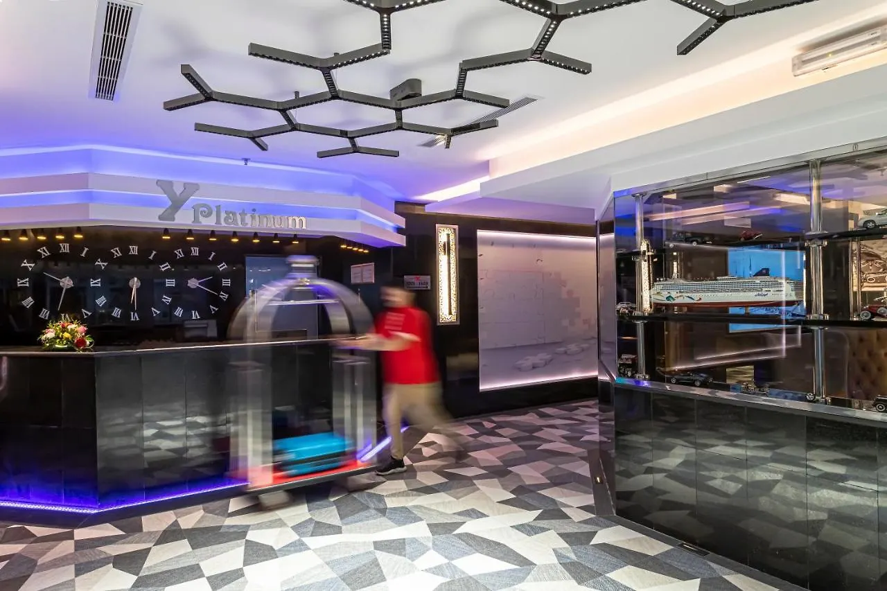 Y Platinum Hotel Medina