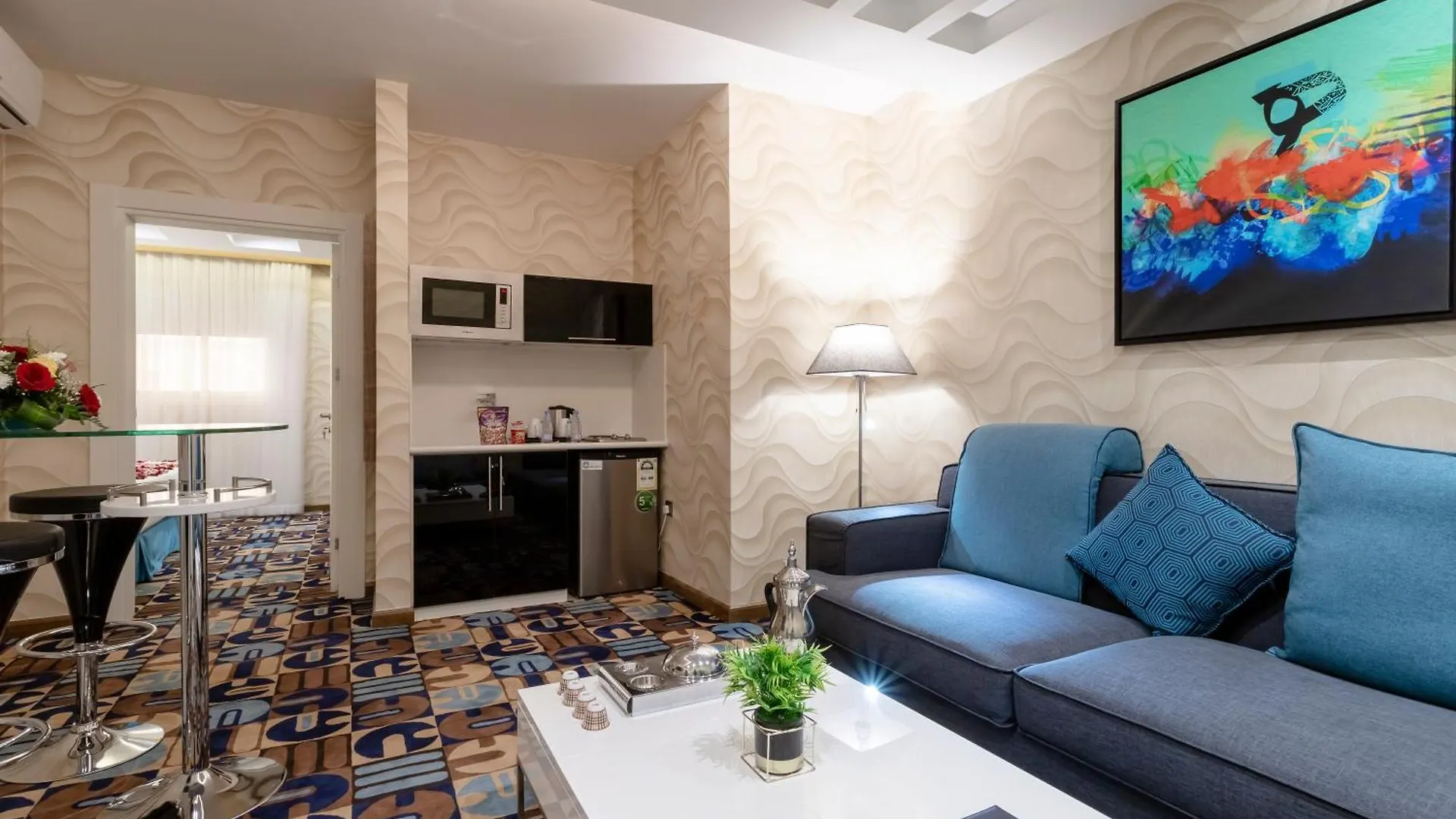 Y Platinum Hotel Medina