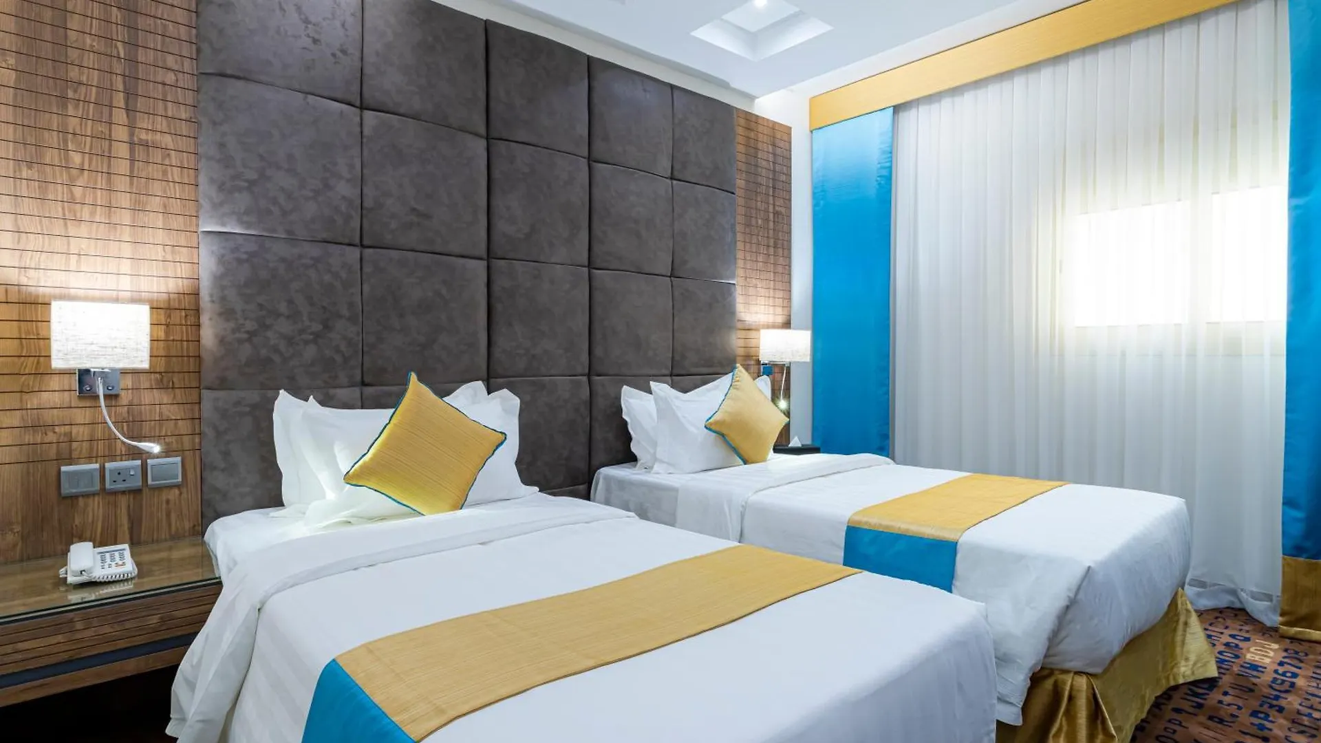 Y Platinum Hotel Medina